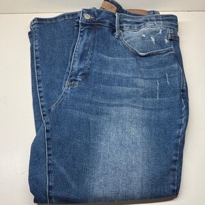 Judy Blue plus size woman’s Jeans - size 20.  Style 88776DK